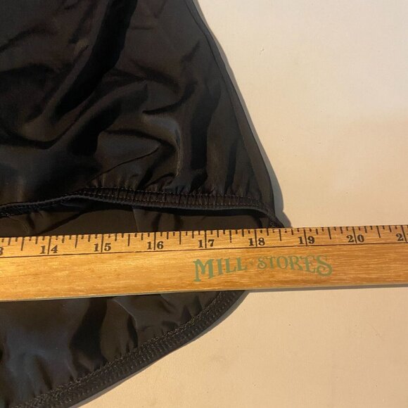 Lands End Women 16 One Piece Swimsuit Slimming Black Stretch Swim Beach Pool - Picture 7 of 9